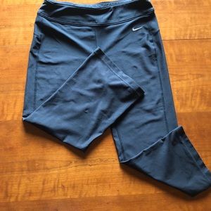 Nike pants size medium
